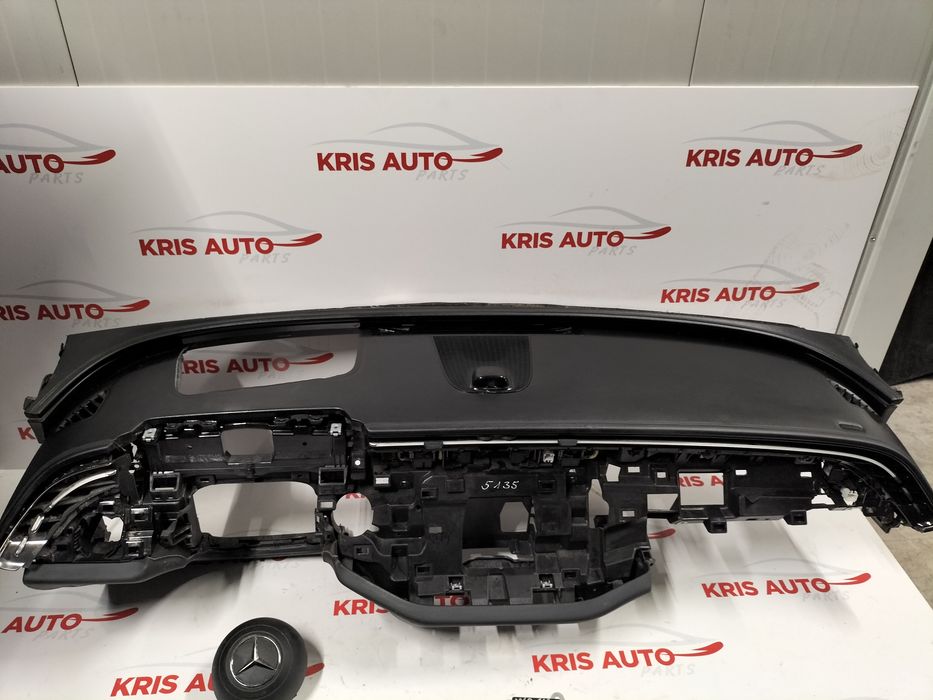 Арматурно табло Mercedes E class W214 / Мерцедес Е класа А214 2024г.