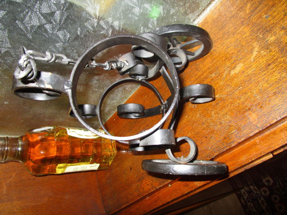 Поставка за бутилки