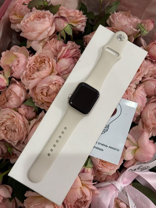 Apple Watch SE2,40mm Starlight.
