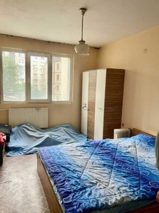 Продава МНОГОСТАЕН град София, Красно село