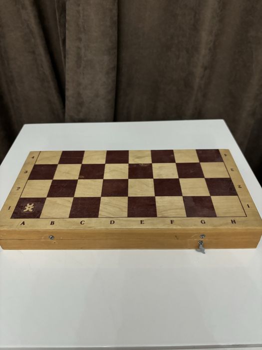 Срочно продам шахматы