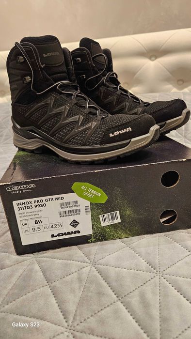 Обувки LOWA Innox Pro GTX MID