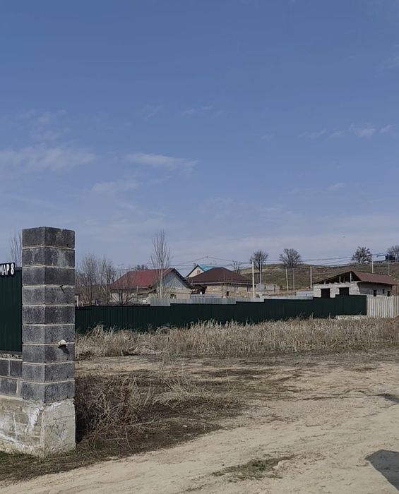 8 соттық жер телімі сатылады. Продается участок 8 соток