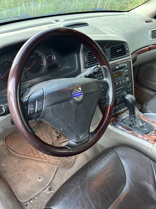 Volvo XC70 2.5T (2006 г.)