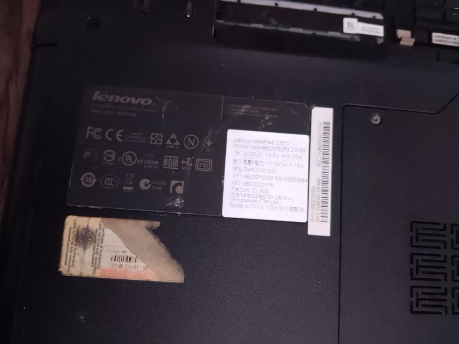 Ноутбук на запчасти