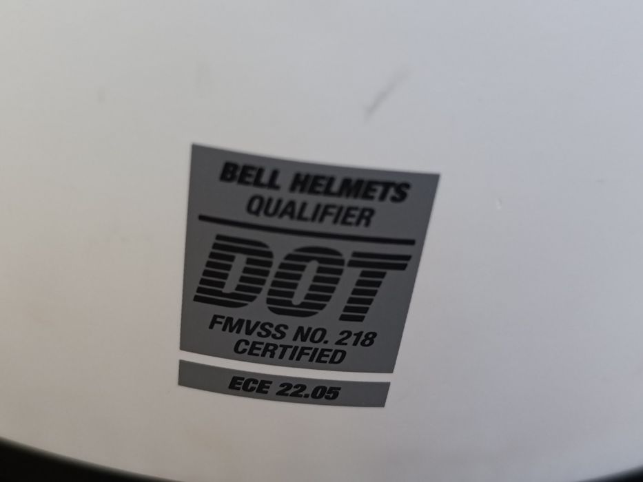 Мото шлем от Американского бренда BELL QUALIFIER