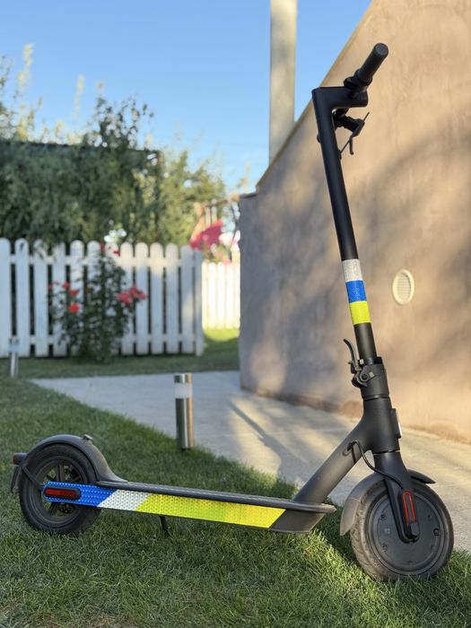 Trotineta electrica Xiaomi Mi Essential