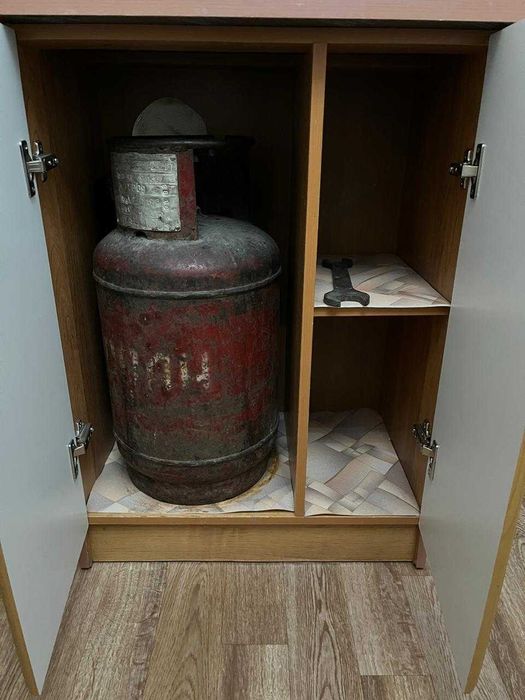 Мебель кухонная.