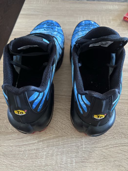 Nike Air Max Plus "Shark Attack"