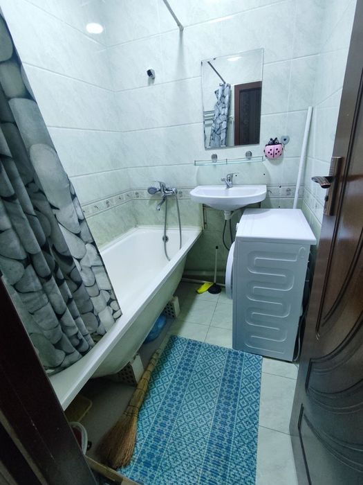 Чиланзар-10 квартал 2-х комнатная