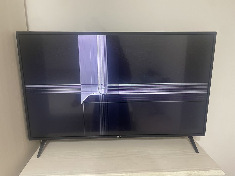 телевизор LG 43UM7100