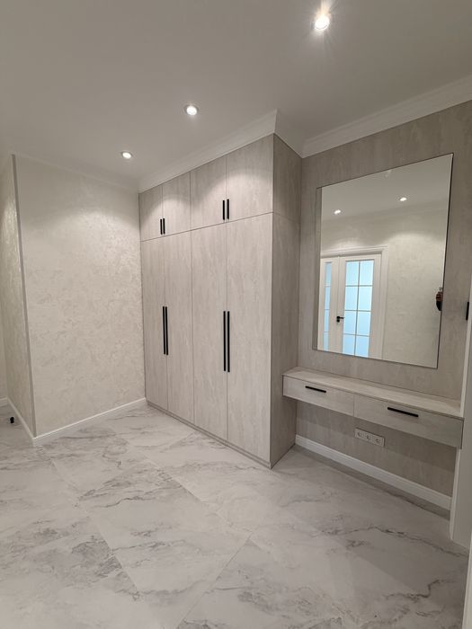 NRG Jomiy 2/2/12  продается двухкомнатная квартира, с новым ремонтом.