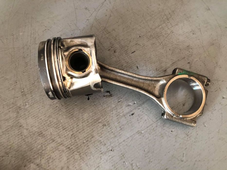 piston cu biela avf 1.9 tdi audi a4 b6 skoda superb vw passat b3 b6