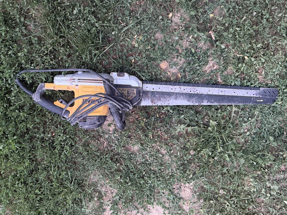 Fierăstrău electric DeWalt DWE398 Alligator 1700W