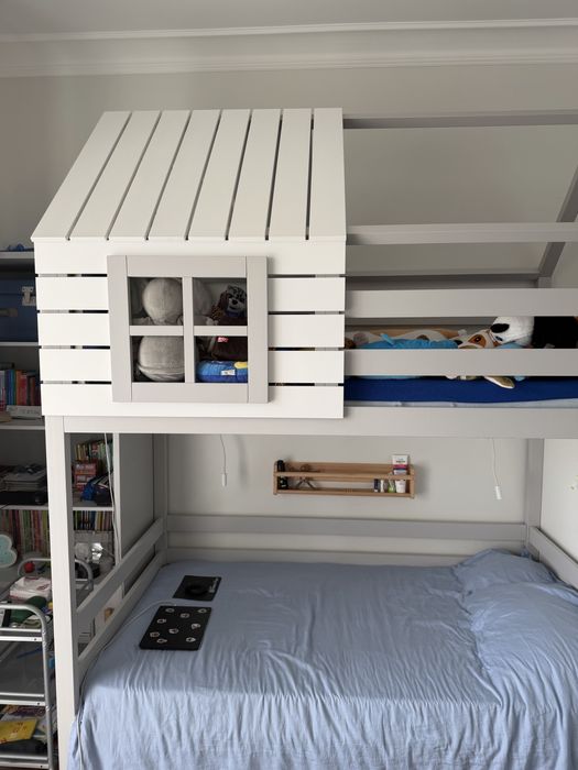 Продам детскую мебель