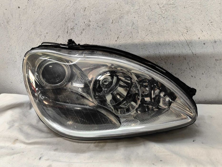 Оригинален фар Мерцедес 220  Mercedes S 220 Feis Bixenon