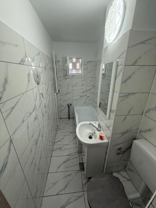 Ofer spre închiriere Apartament 3 Camere zona Spitalului Nou