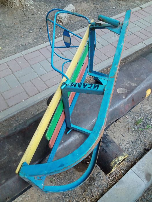 продам санки бу детские