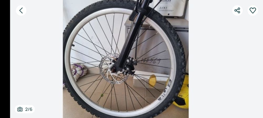 Vand două biciclete identice