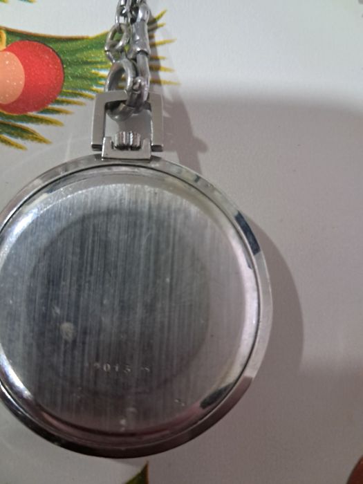 Vând monede de argint si ceasuri vechi