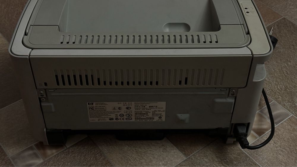 Принтер HP LaserJet P1005 в рабочем состоянии