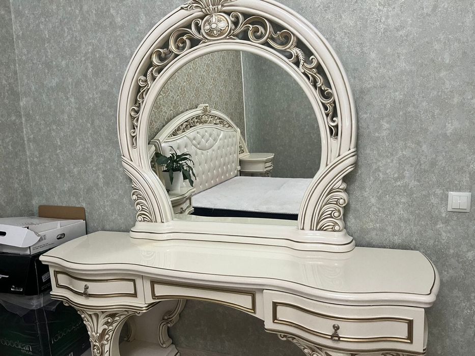 Мебель для спальной