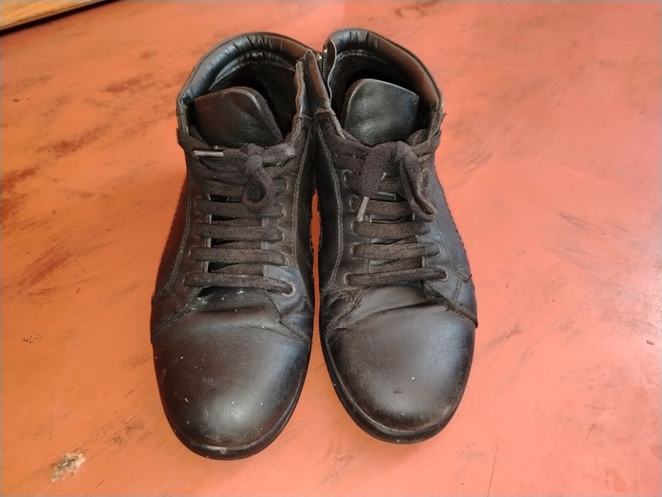 Продам ботинки весенние осенние