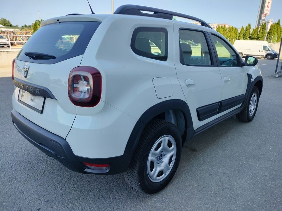 Dacia Duster 2021 /4×4 , 1.5 diesel pret 10.750e
