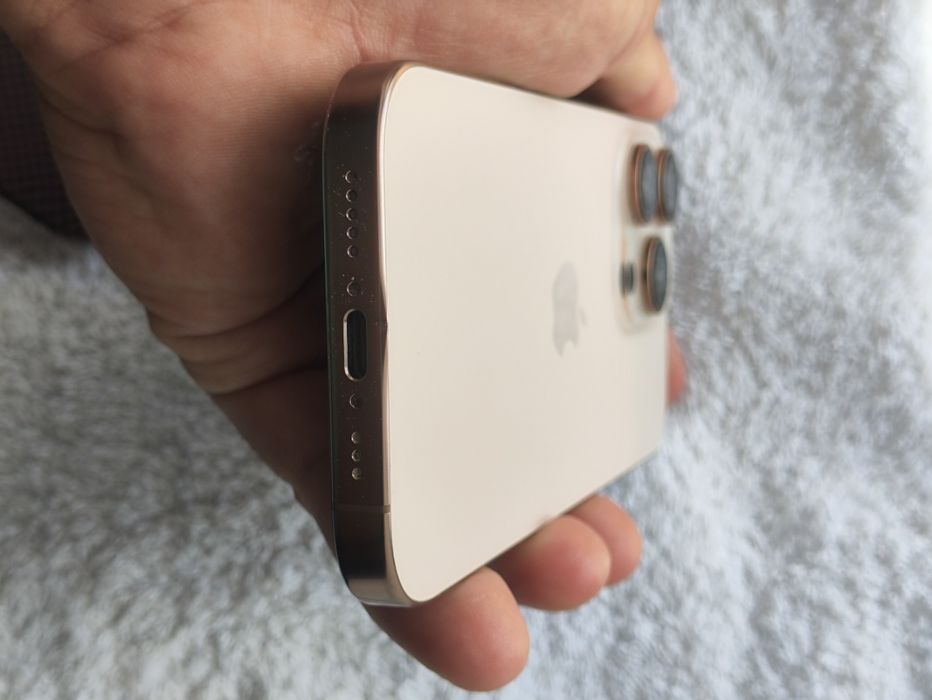 Iphone 16 pro 256 89%