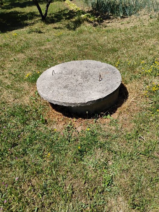 Curatam fantani si le adancim