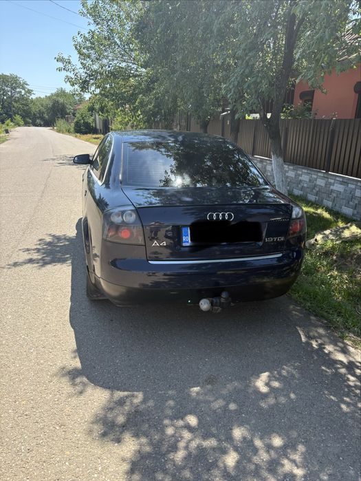 AUDI A4 0 — imagine 2