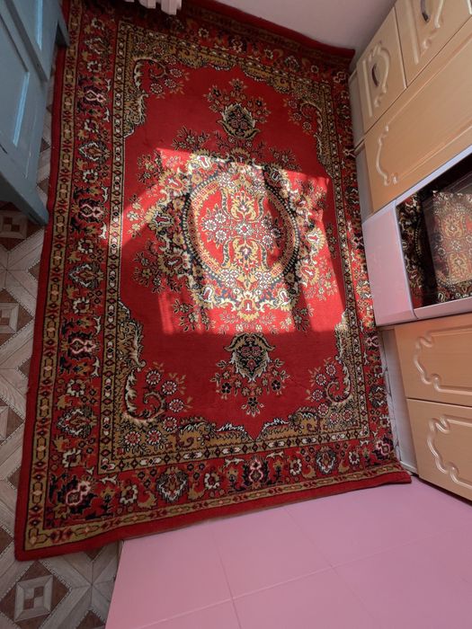 Продам срочно ковры