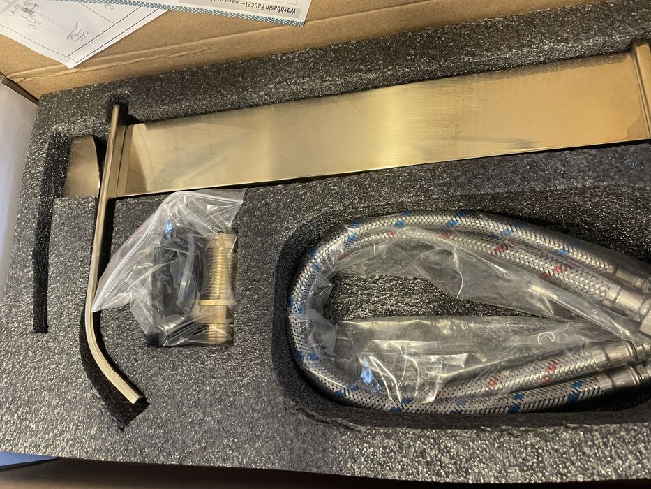 Baterie lavoar aurie (auriu)