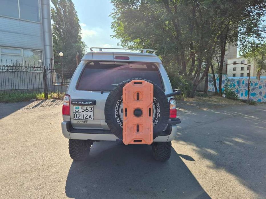 Toyota Hilux Surf 1996 г.