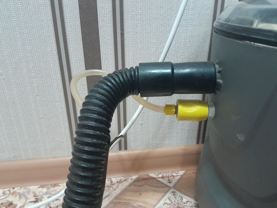 Продам Karcher puzzi 10/1