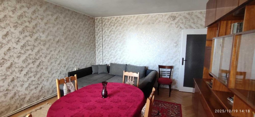 Дава се под наем Тристаен апартамент в Русе, Централен южен район - 90 кв.м за 408 € - Снимка #14