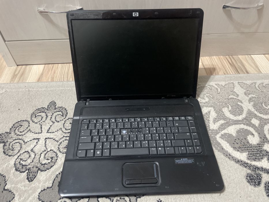 Нотбук Hp compaq