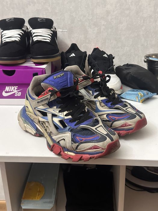 balenciaga track 2