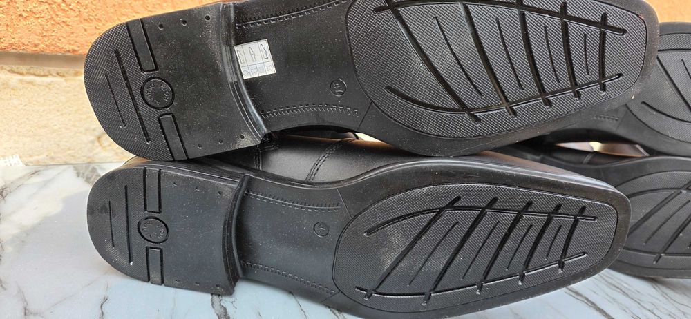 Мъжки обувки от естествена кожа