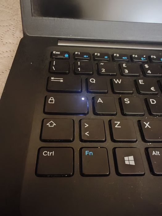 Laptop Dell i5 8th