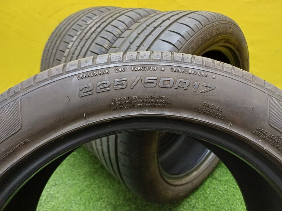 Шины 225/50 R17 Goodyear комплект.