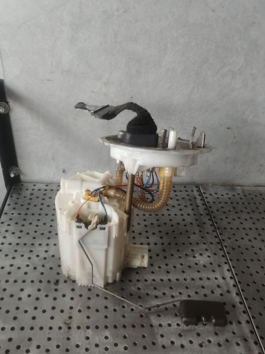 pompa combustibil rezervor 2.0 tdi cag audi a5 8t a4 b8 0580205001