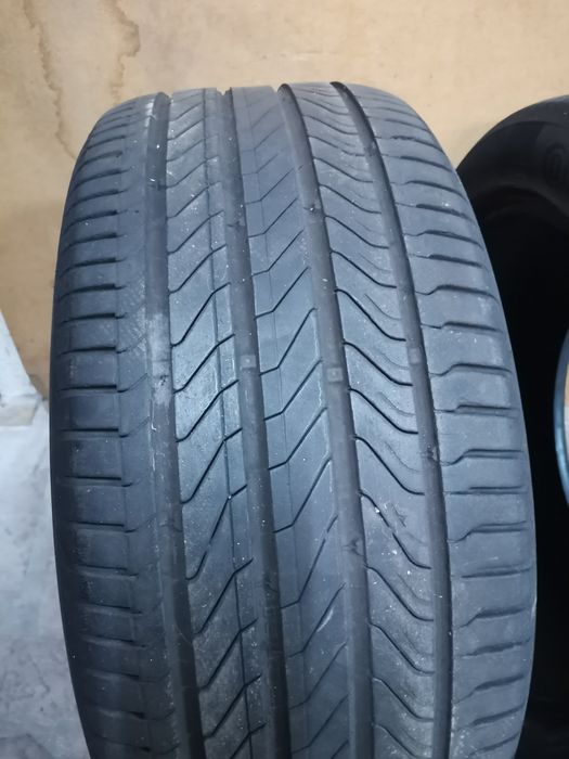 Летни Гуми 245 45 R18 continental