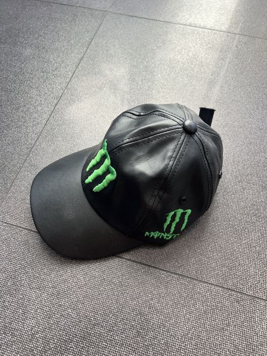 Кожена шапка Monster