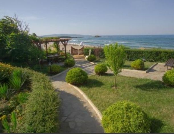 Продава се Двустаен апартамент в с. Лозенец, Област Бургас - 60 кв.м за 2834 €/кв.м - Снимка #8