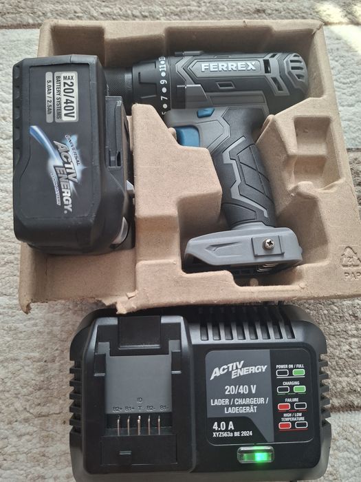 Bormasina FERREX 20V + Acumulator Mare 5Ah + Încărcător Rapid - NOI