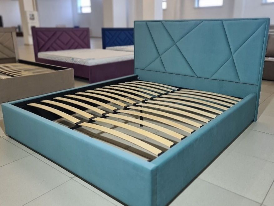 Продам  двухспальная кровать