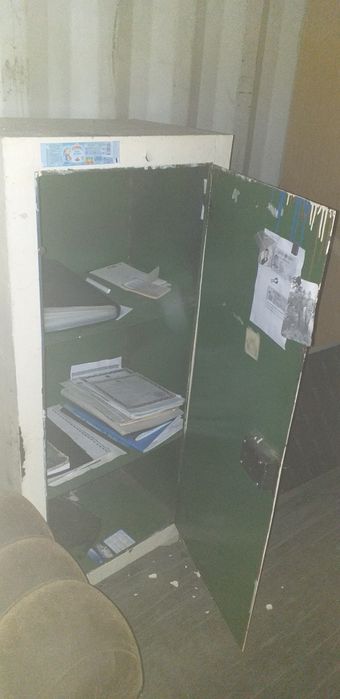 Сейф металлический