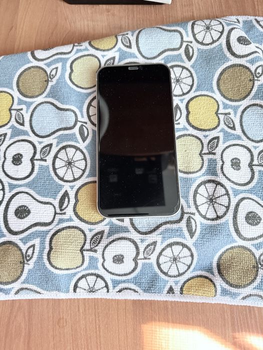 IPhone 12 Идеальное состояние Батарейка 100%