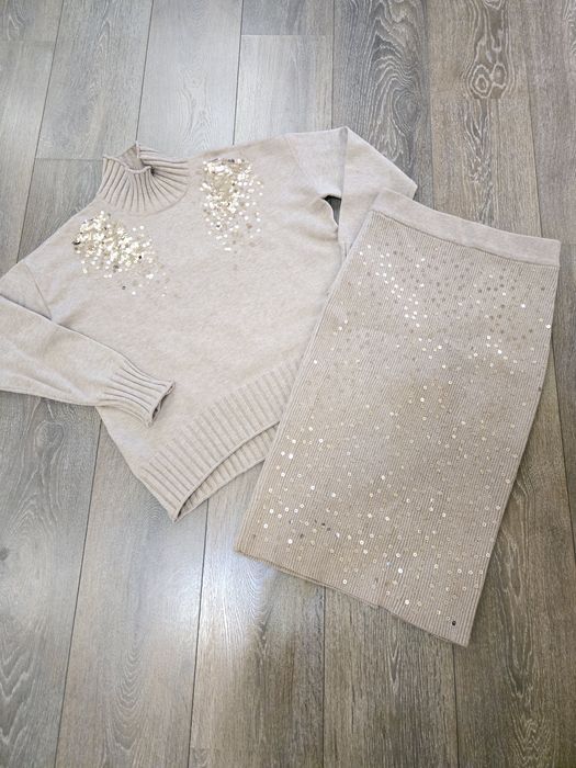 Дамски комплект финно плетиво